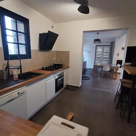 Maison Avec Vue Sur La Et Piscine Вилла Talasani