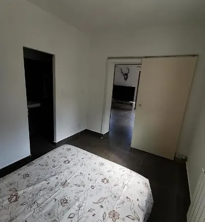 Maison Avec Vue Sur La Et Piscine