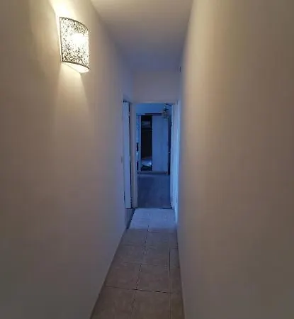 Maison Avec Vue Sur La Et Piscine Talasani