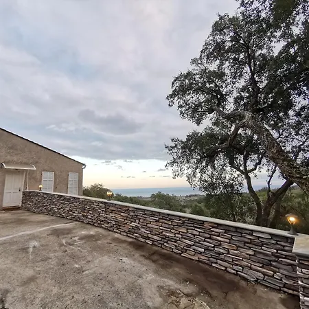 Maison Avec Vue Sur La Et Piscine Villa