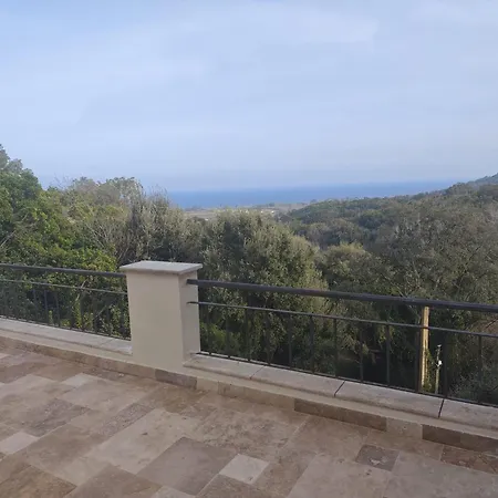 Maison Avec Vue Sur La Et Piscine Villa Talasani