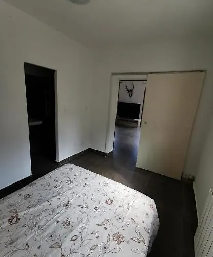 Maison Avec Vue Sur La Et Piscine